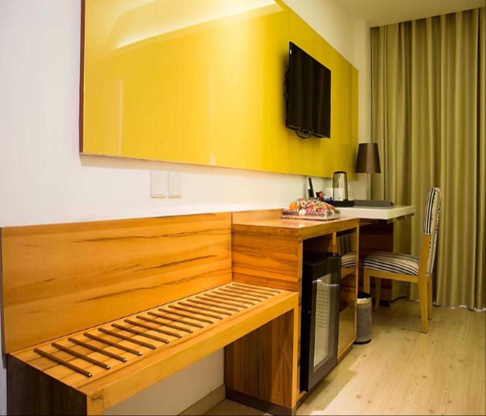 Barsana Boutique Hotel - Pure Vegetarian Kolkata Bagian luar foto
